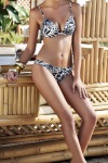 Cristina Chiabotto in bikini Cristina Chiabotto in bikini