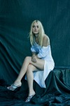 Dakota Fanning's legs