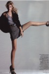 Daniela Urzi posing her legs in high heels