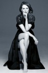 Julianne Moore in the Anaconda Pose Julianne Moore in the Anaconda Pose
