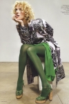 Uma Thurman wearing green pantyhose